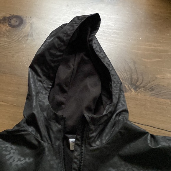 Girls Old Navy girls windbreaker, size 10-12 - Picture 5 of 6